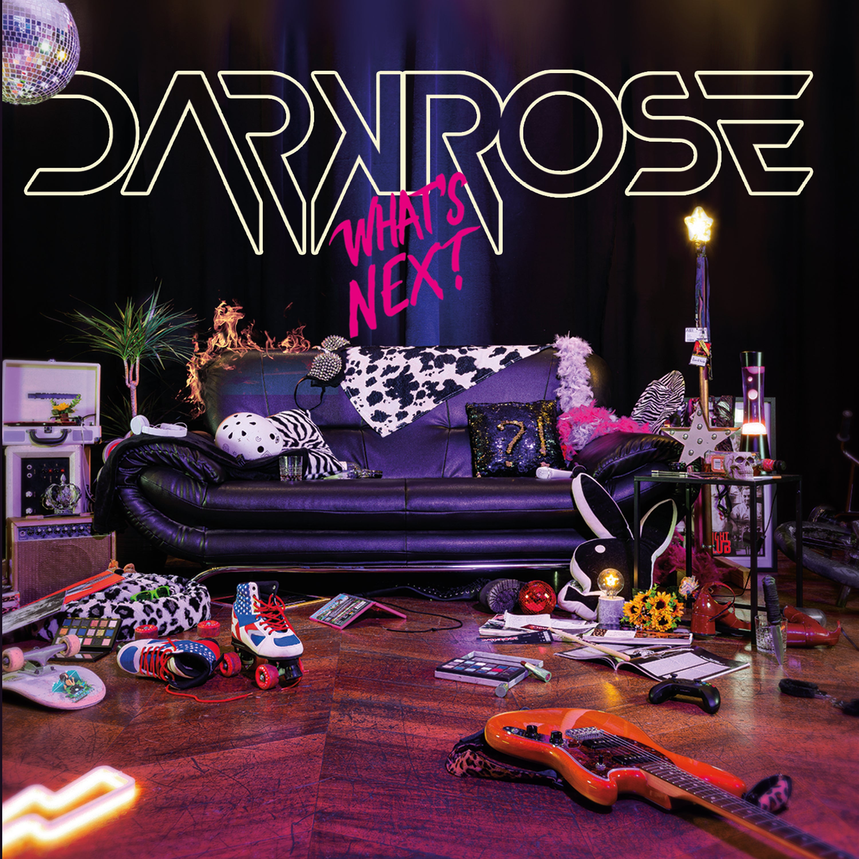 Pochette de l'album What's Next de DARKROSE, premier album du groupe rock alternatif des Alpes du Sud